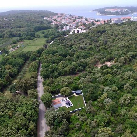 Apartment In Park Forest Soline Near The Sea ปิเยชชานา อูวาลา ภายนอก รูปภาพ