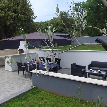 Apartment In Park Forest Soline Near The Sea ปิเยชชานา อูวาลา ภายนอก รูปภาพ