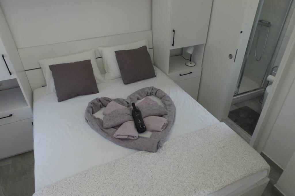 Apartment In Park Forest Soline Near The Sea ปิเยชชานา อูวาลา ภายนอก รูปภาพ