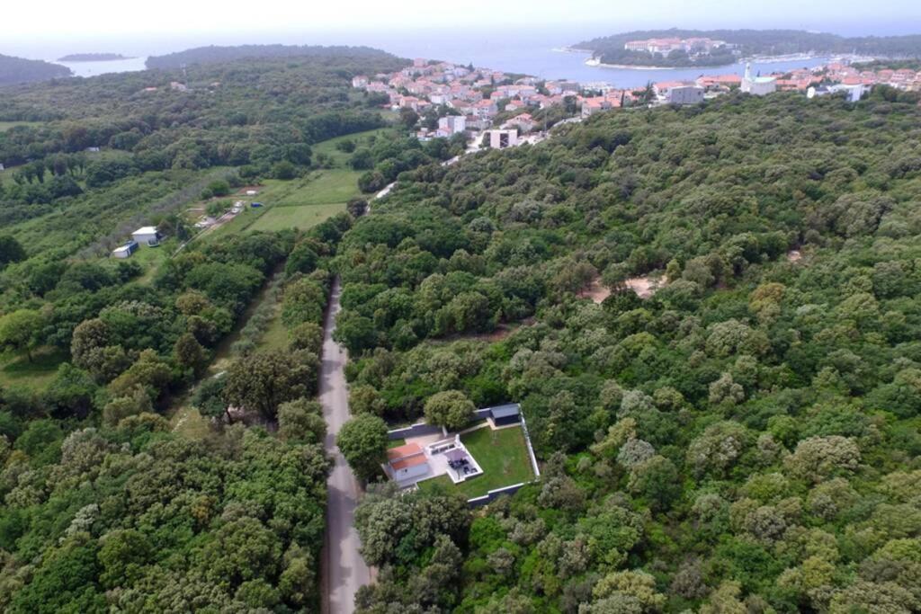 Apartment In Park Forest Soline Near The Sea ปิเยชชานา อูวาลา ภายนอก รูปภาพ